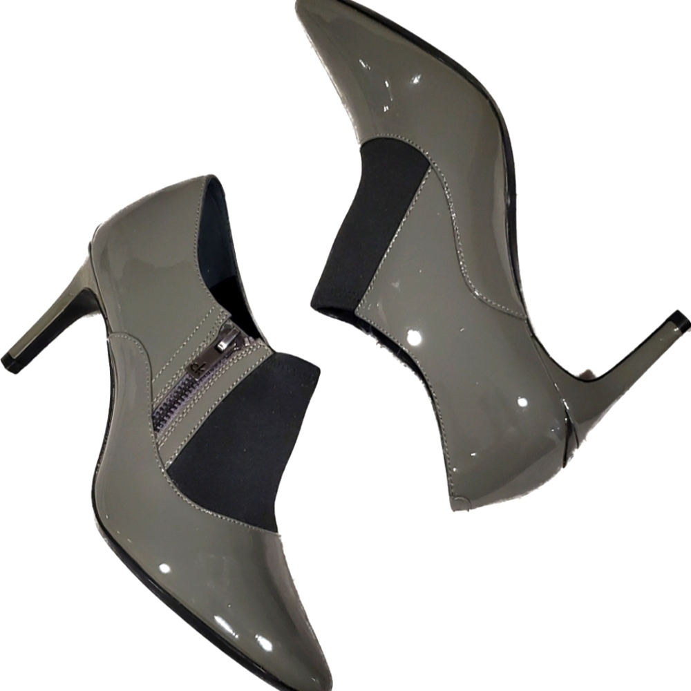 Calvin Klein Jalana Women's Size 6.5 Gray Patent Leather Heels Classic Shoes